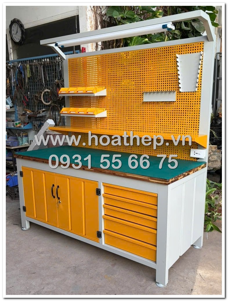 bàn nguội cơ khí, bàn thao tác có bảng treo, bàn làm việc 5 ngăn kéo, mặt bàn chống tĩnh điện 36mm, bàn có tủ chứa đồ, bàn cơ khí 1700, giá bàn nguội công nghiệp